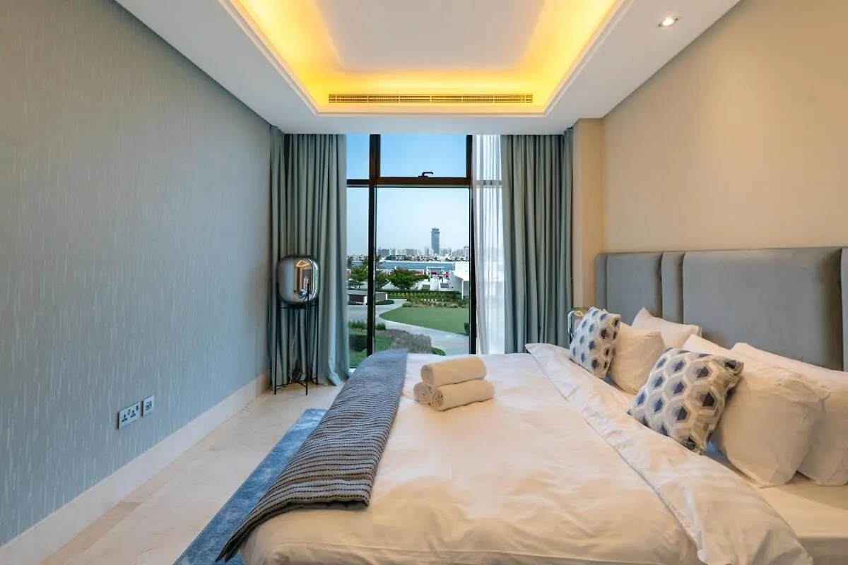 Apartment 3 Bed With Private Beach In Palm Jumeirah Dubai