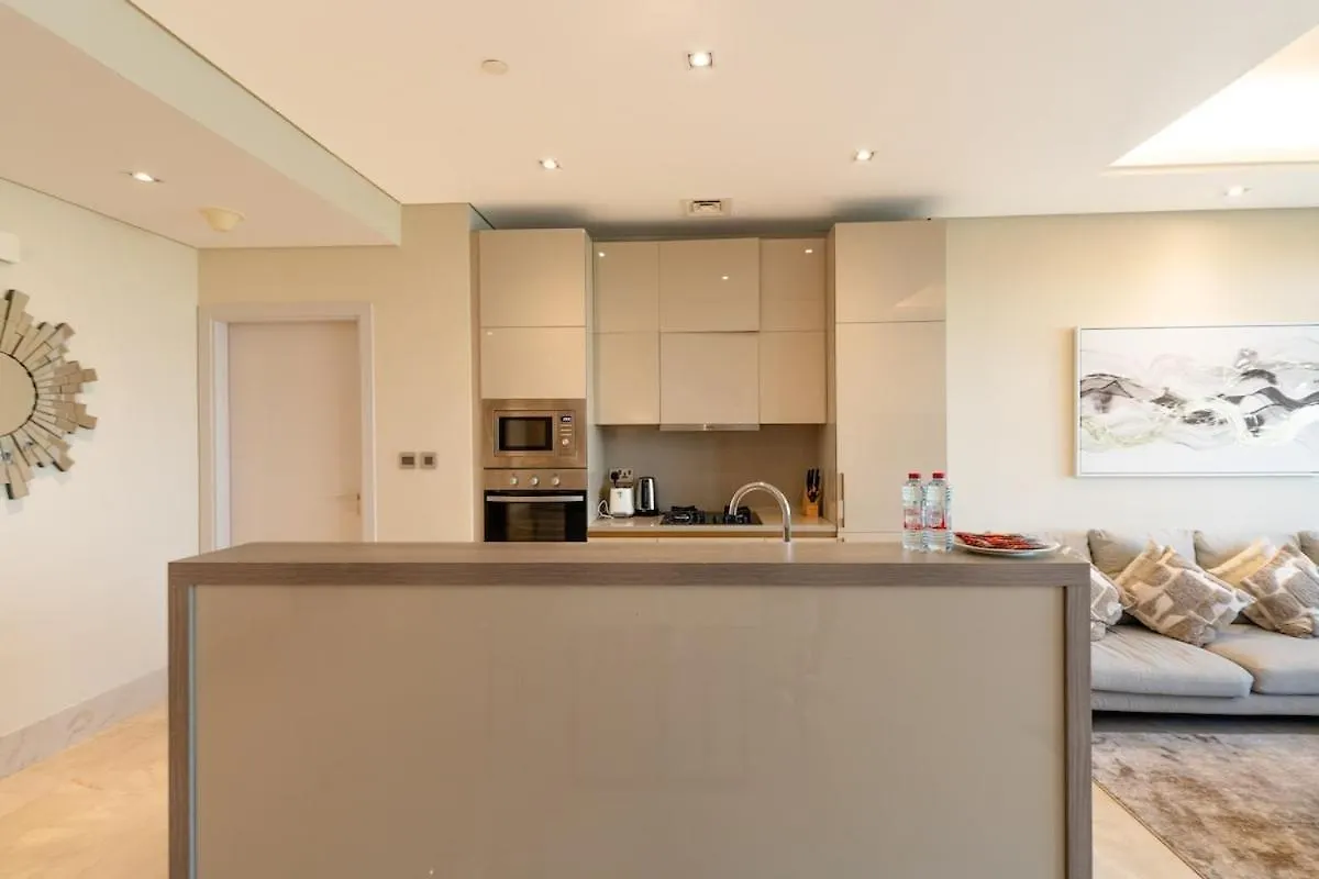 3 Bed With Private Beach In Palm Jumeirah Dubai 0*,  United Arab Emirates