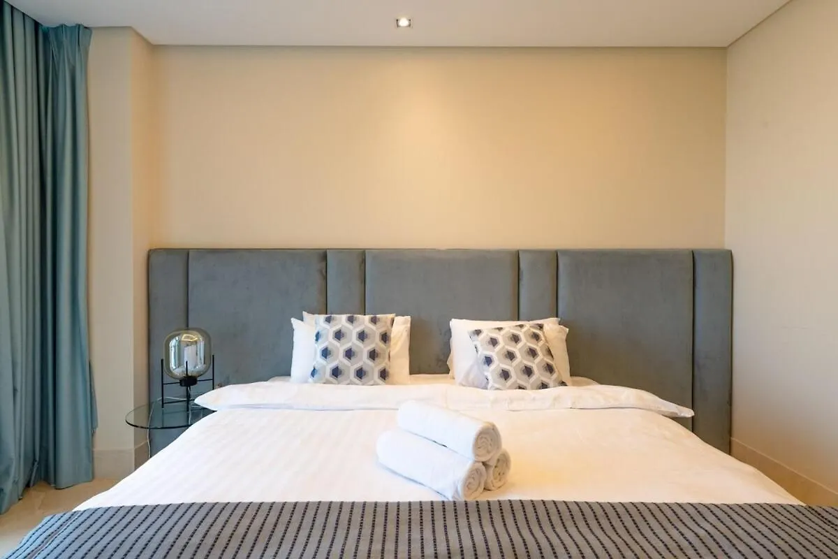 3 Bed With Private Beach In Palm Jumeirah Dubai United Arab Emirates
