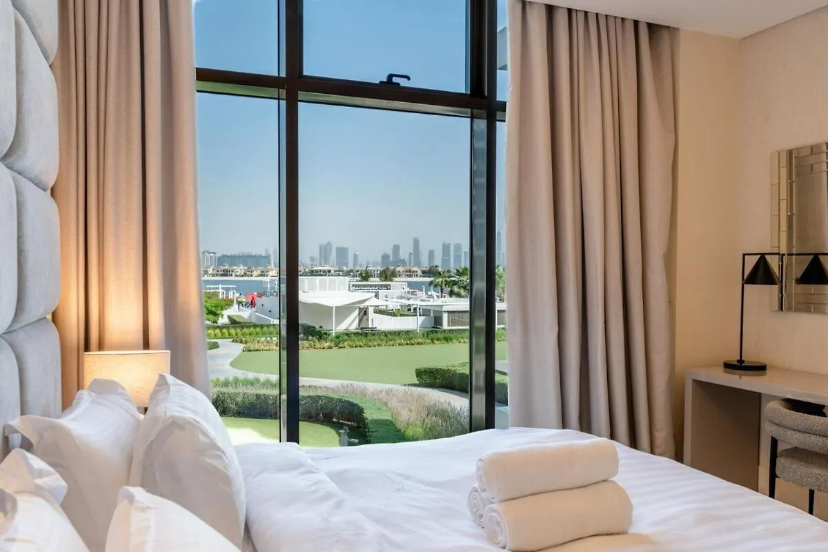 3 Bed With Private Beach In Palm Jumeirah Dubai Apartment